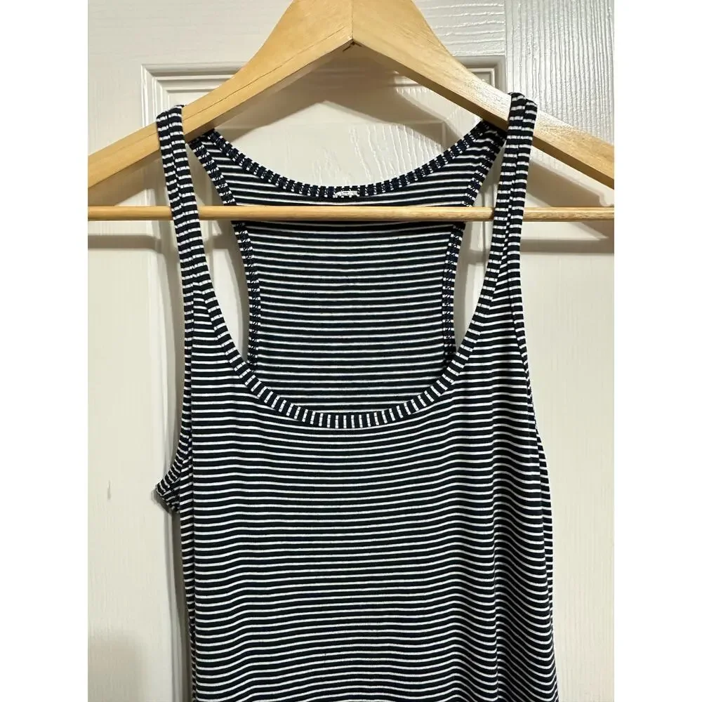 Lululemon Refresh Maxi Dress Hyper Stripe Inkwell‎ size 2